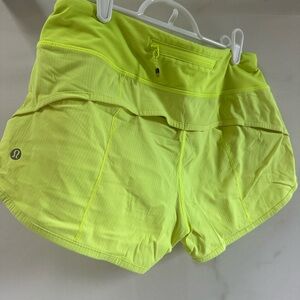 lululemon athletica Women's Bright Lime Shorts hotty - hot low rise